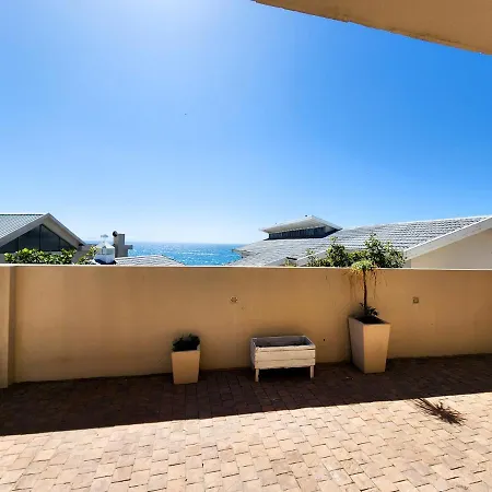 Spekboom Beach Apartments Jeffreys Bay Exterior photo