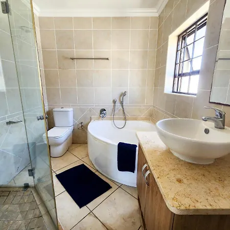 Spekboom Beach Apartments Jeffreys Bay Exterior photo